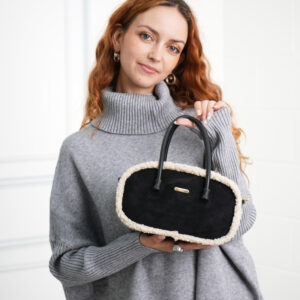 Cosy Fur Barrel Bag